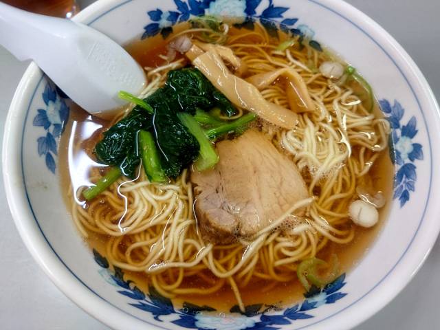 ラーメンショップやっこのしょうゆラーメン